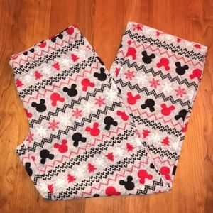 NWOT Men’s Disney fleece holiday pj pants